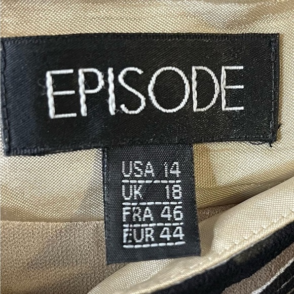 EPISODE 100% Silk Skirt | Size 14 - Picture 2 of 5